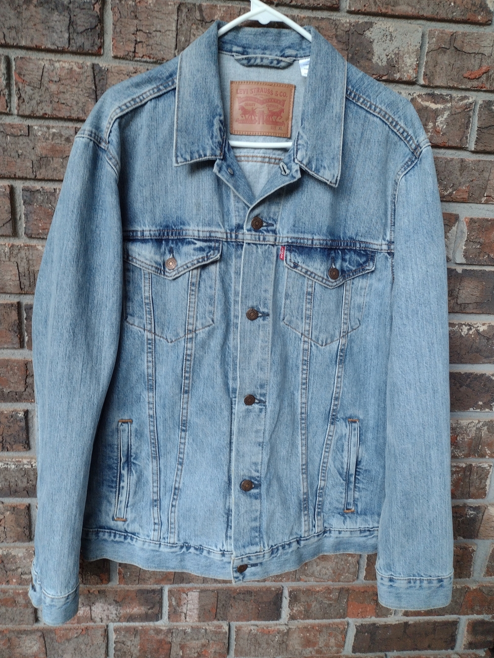 Levi's Denim Trucker Jacket Mens XL Blue Light Wash Type III Western Classic